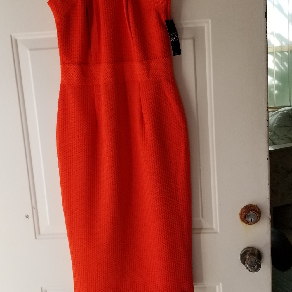 NWT STRAPPY DRESS - Picture 2 of 6